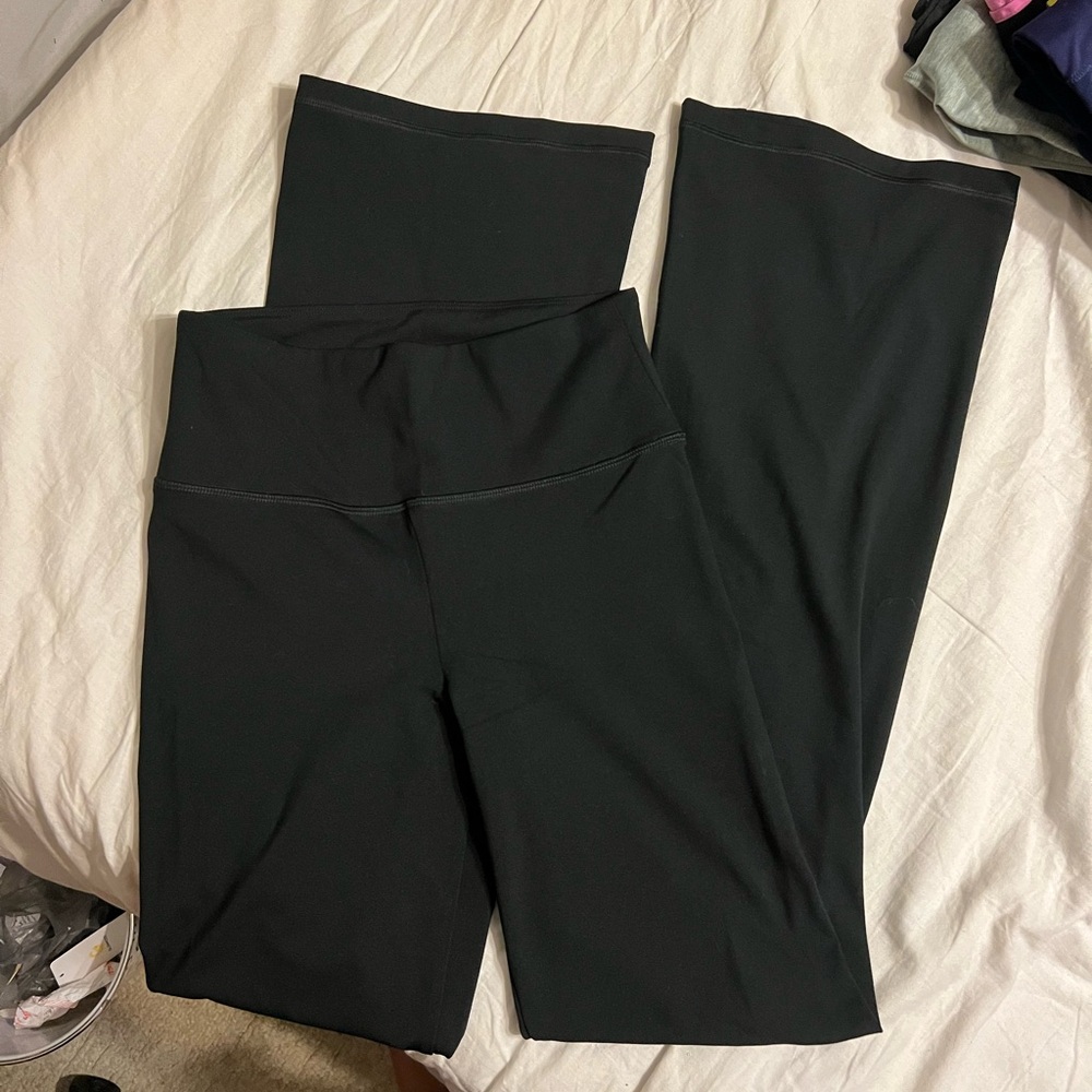 American Eagle Outfitters black Flare Leggings